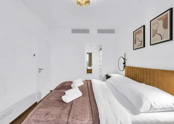 Apartman Skypark Golden Palace With Parking