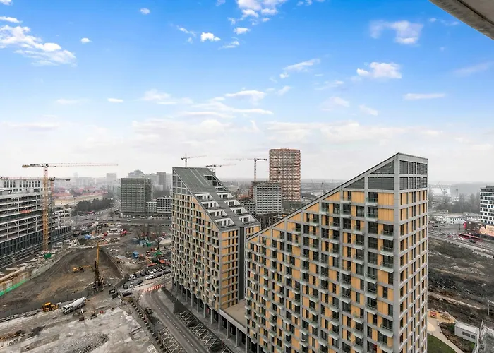 Skypark Golden Palace With Parking Lägenhet *